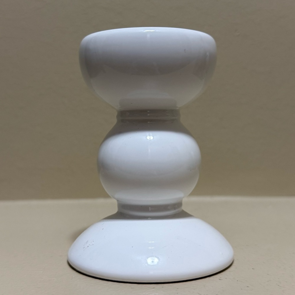 Addison Ross Small White Bobbin Candlestick - Picture 4 of 8